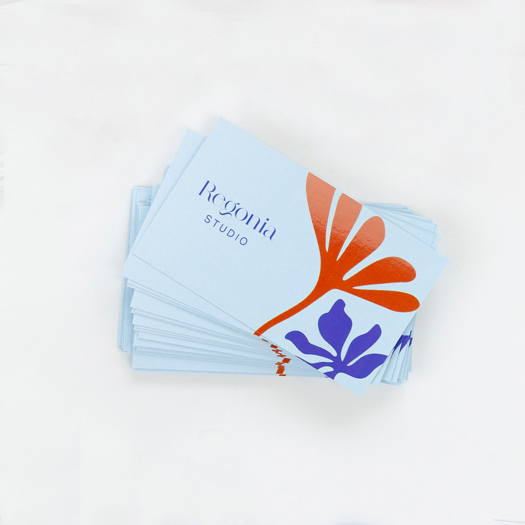Spot UV Business Cards 1.jpg